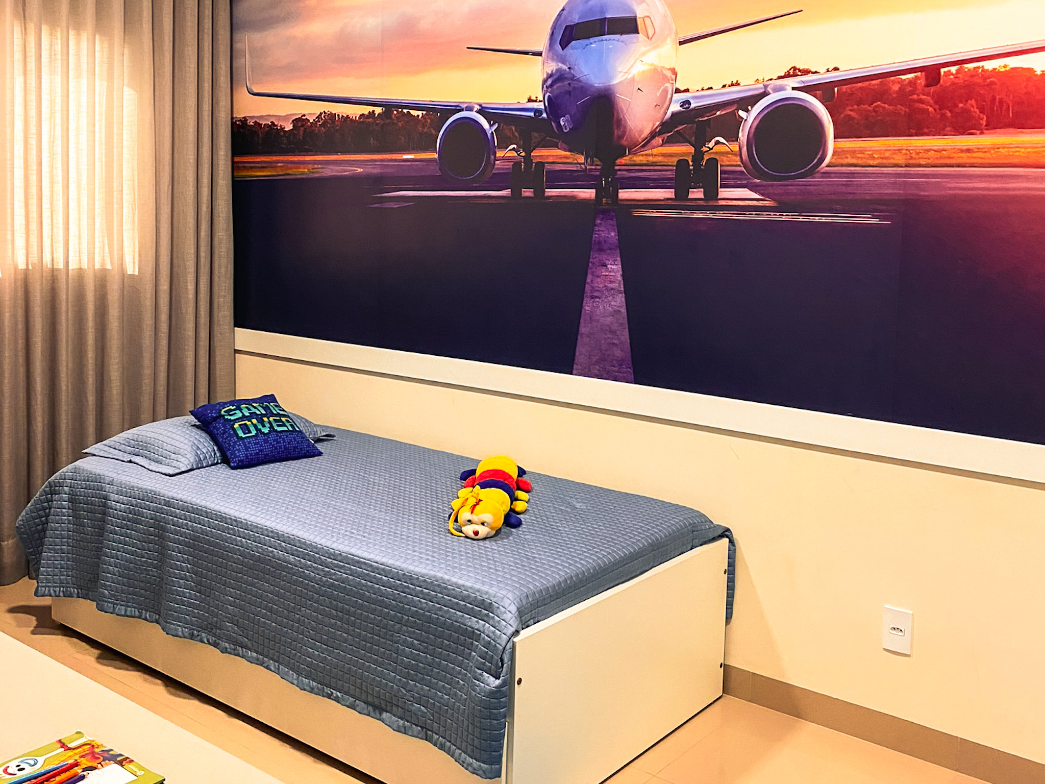 Quarto Avião